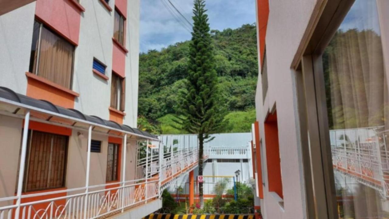 Hotel Emperador Barbosa  Kültér fotó