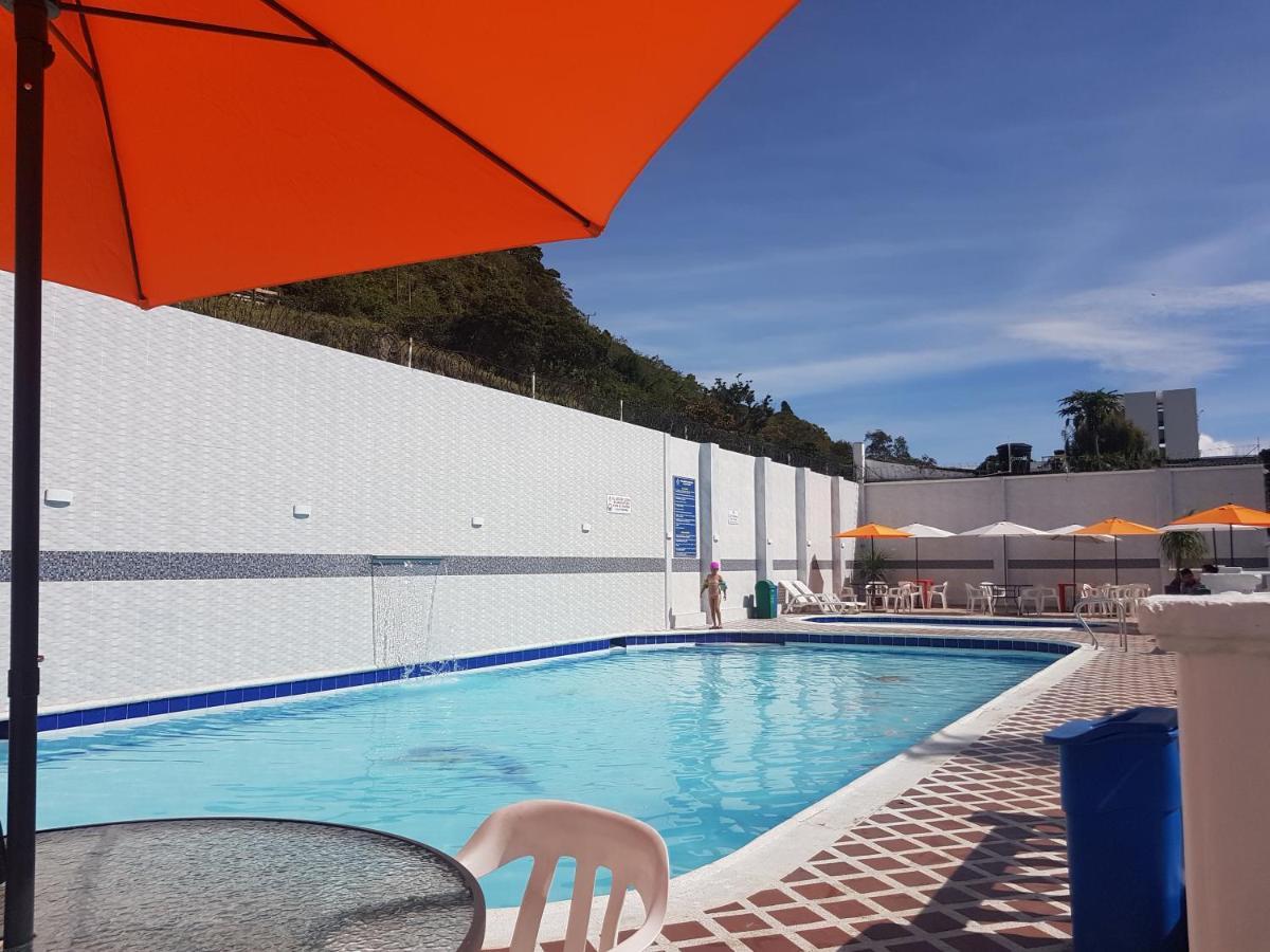 Hotel Emperador Barbosa  Kültér fotó